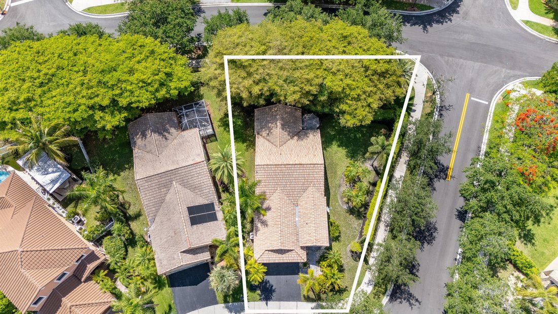 House in Weston, Florida, United States 5 - 18009546