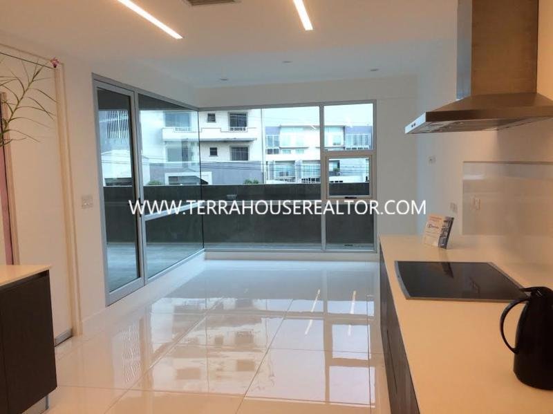 Apartment in Escazu, San José Province, Costa Rica 2 - 18004577