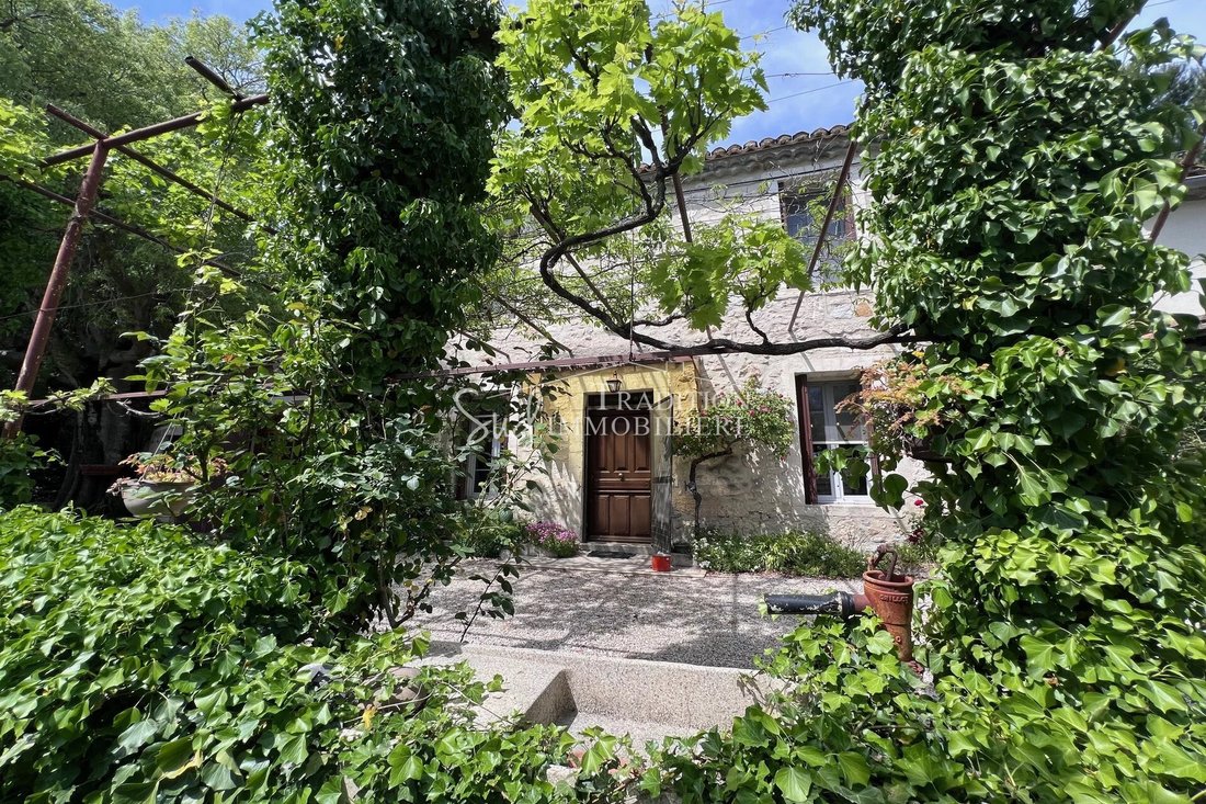 Villa in Maussane-les-Alpilles, Provence-Alpes-Côte d'Azur, France 3 - 17842123