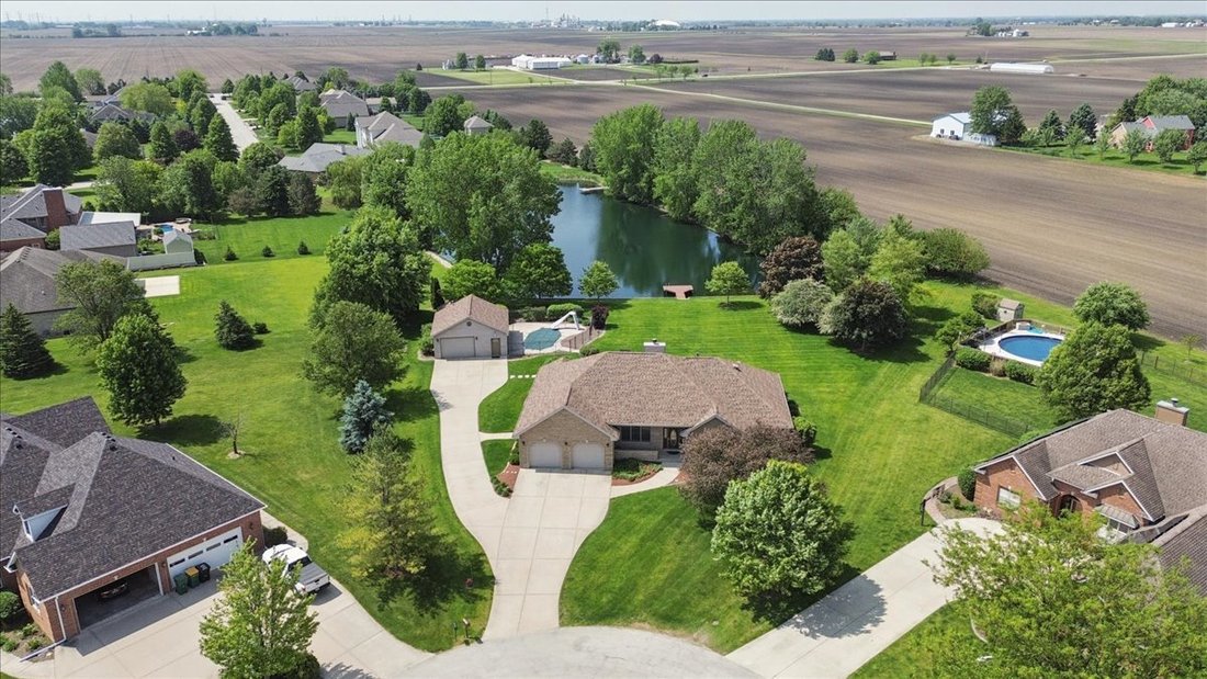 House in Joliet, Illinois, United States 2 - 18009565