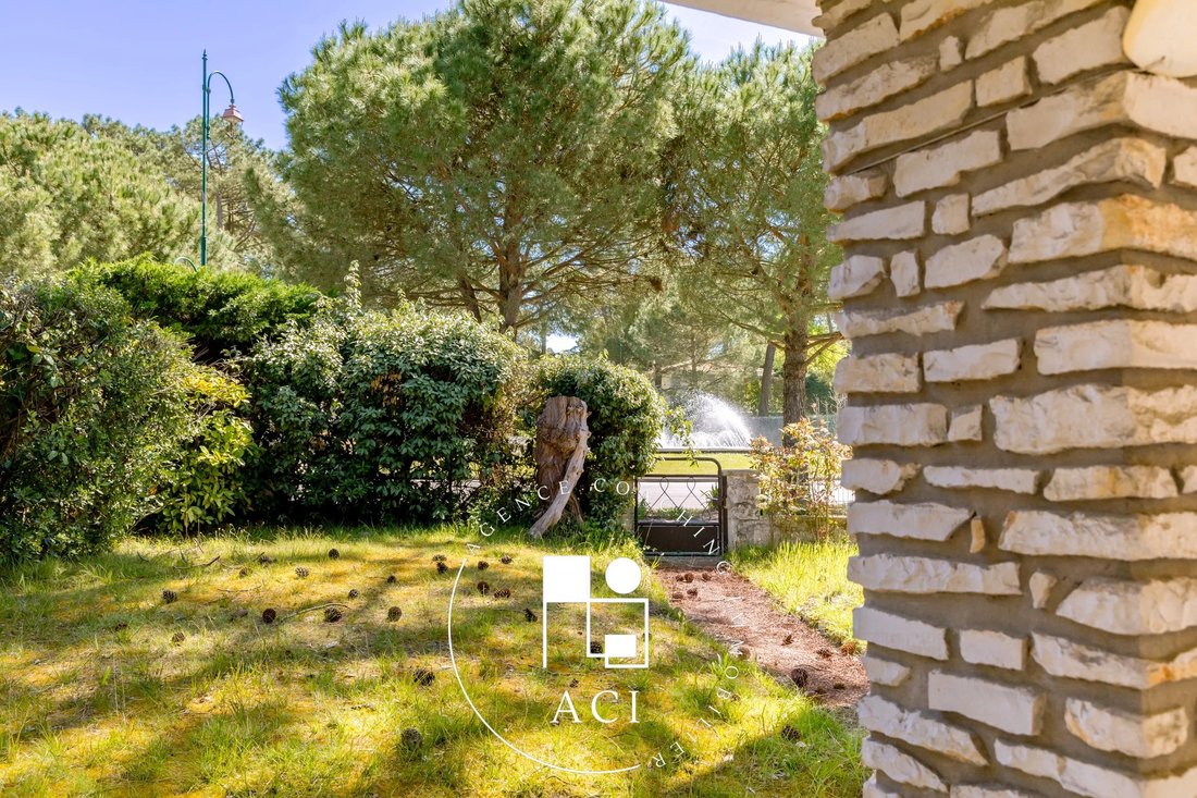 House in Aiguillon, Arcachon, France 1 - 18005643