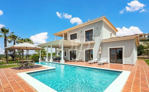 Villa in Santa Bárbara de Nexe, Algarve, Portugal 1