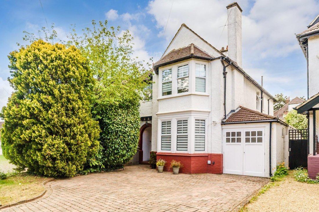 House in Epsom, England, United Kingdom 1 - 18007855