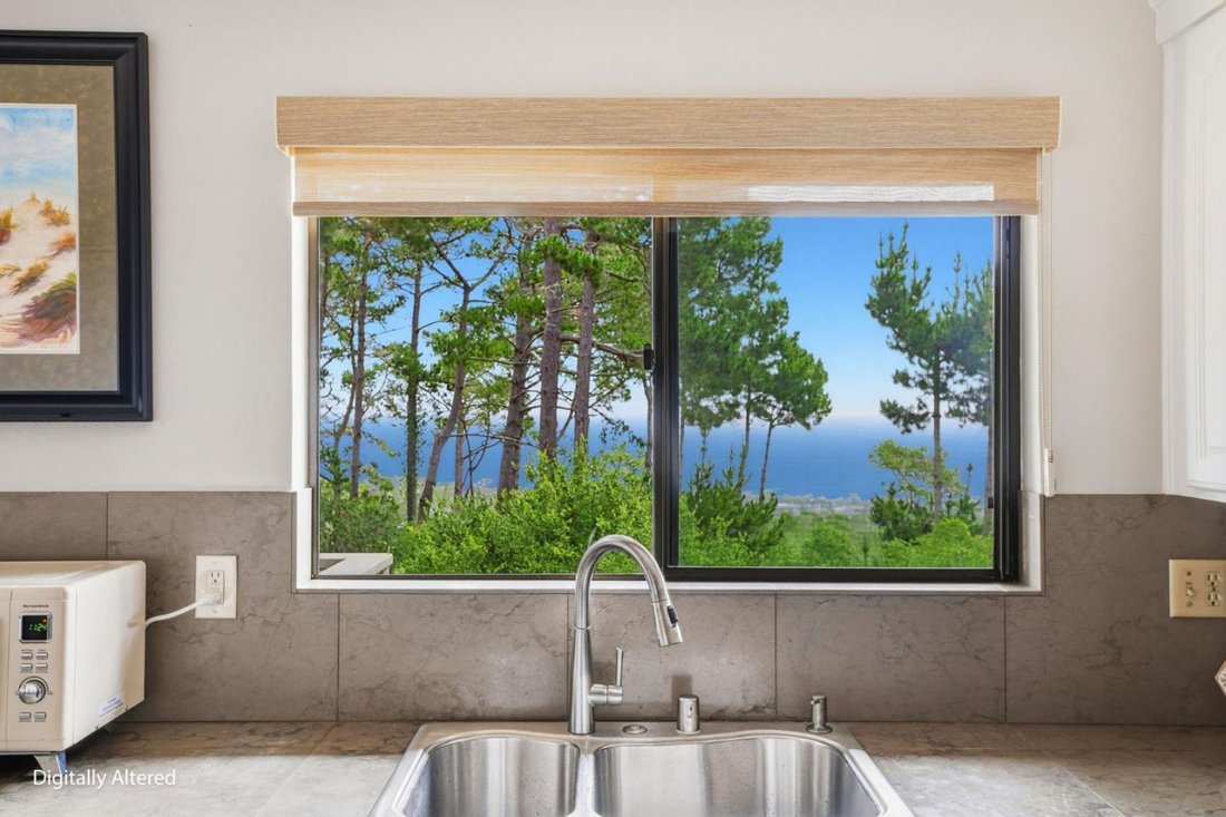 Condo in Monterey, California, United States 1 - 18008252