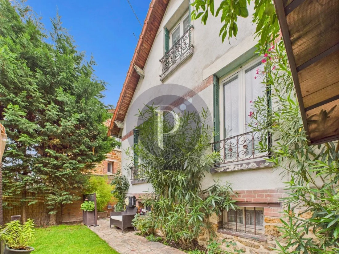 House in Antony, Ile-de-France, France 2 - 16256599