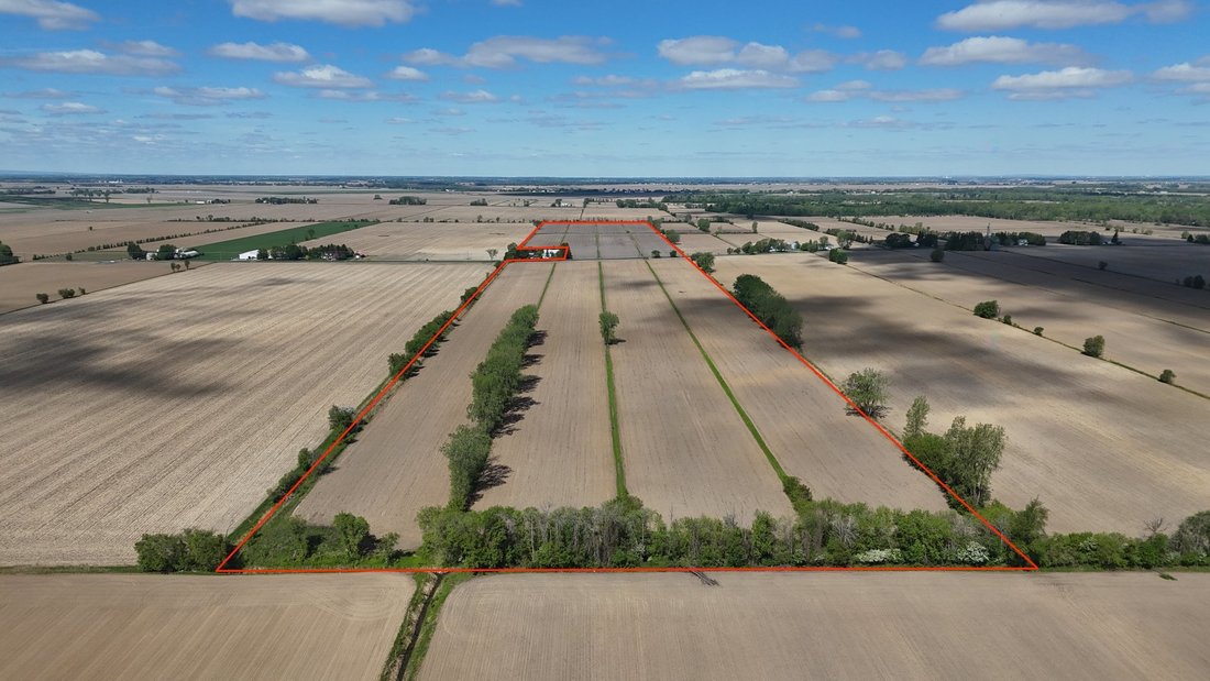 Land in Saint-Jean-sur-Richelieu, Quebec, Canada 1 - 18010532