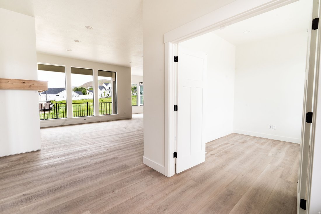 House in Hyde Park, Utah, United States 5 - 18007566