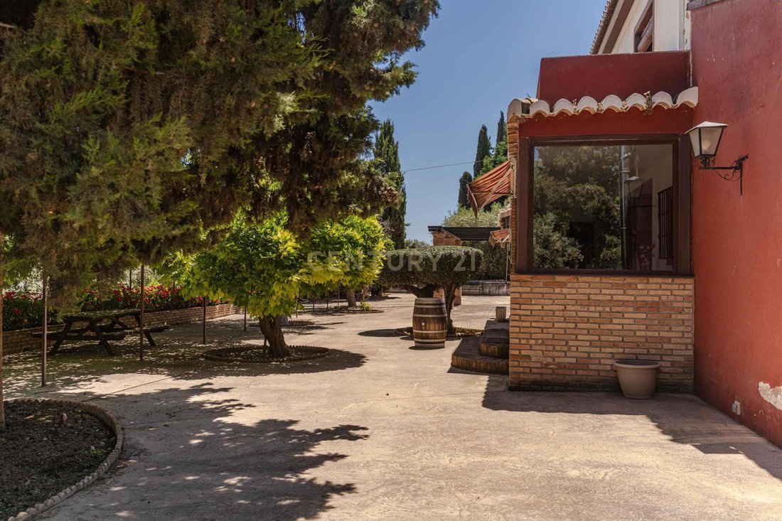Villa in Las Gabias, Andalusia, Spain 2 - 18009961