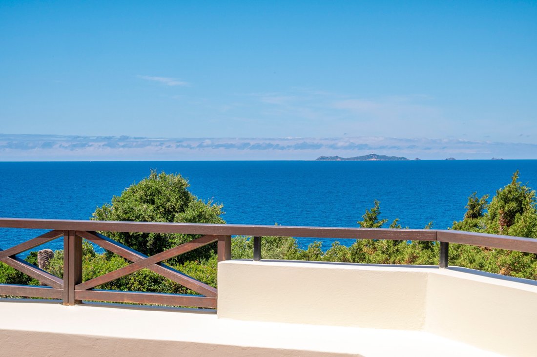 House in Coti-Chiavari, Corsica, France 3 - 15669305