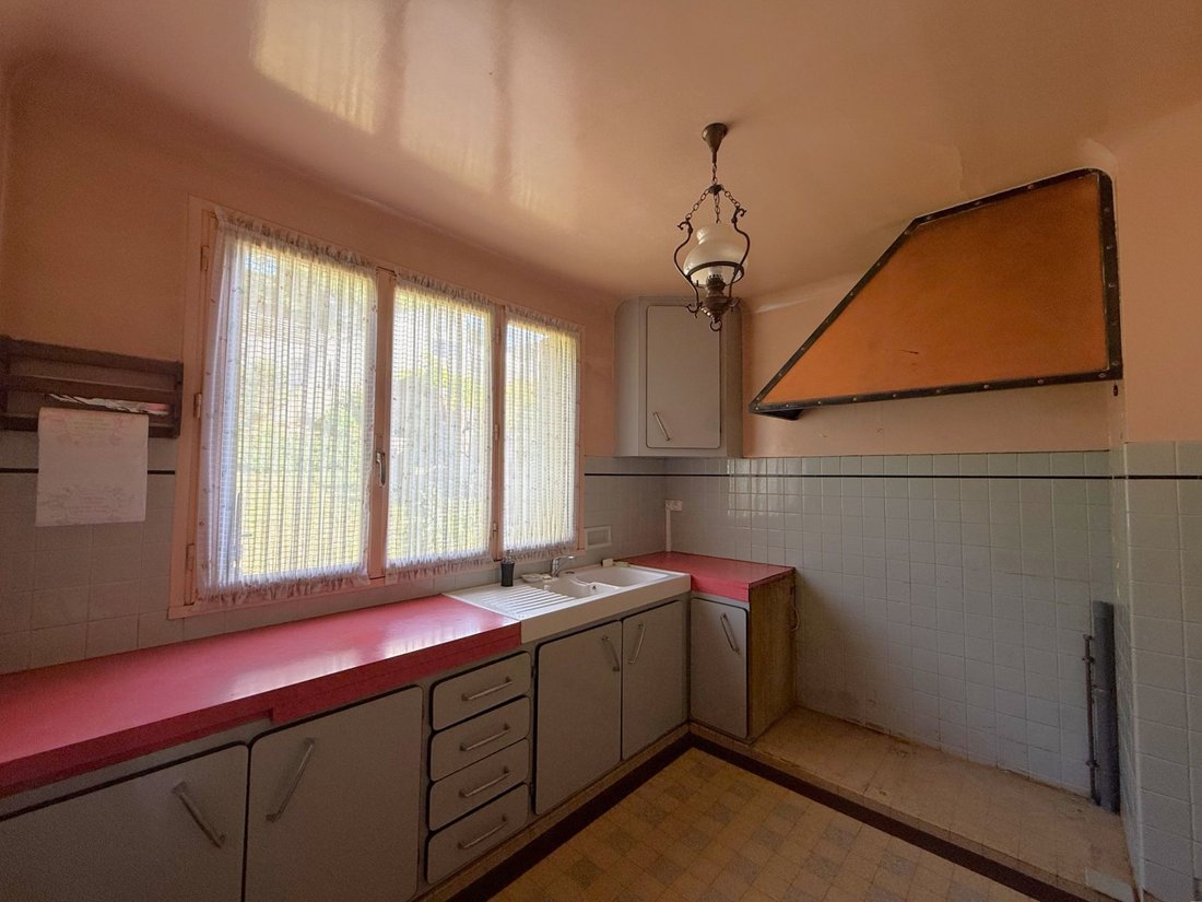 House in Chatou, Ile-de-France, France 5 - 18009468