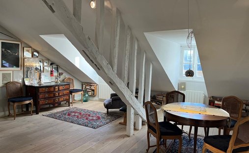 Apartment in Domaine National du Château, Versailles, France 1
