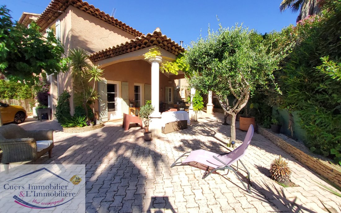 Villa in Les Rayols-Saint Lazare-Les Bousquets, Cuers, France 2 - 18008791