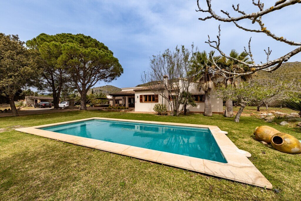 Villa in Pollenca, Balearic Islands, Spain 1 - 18007665