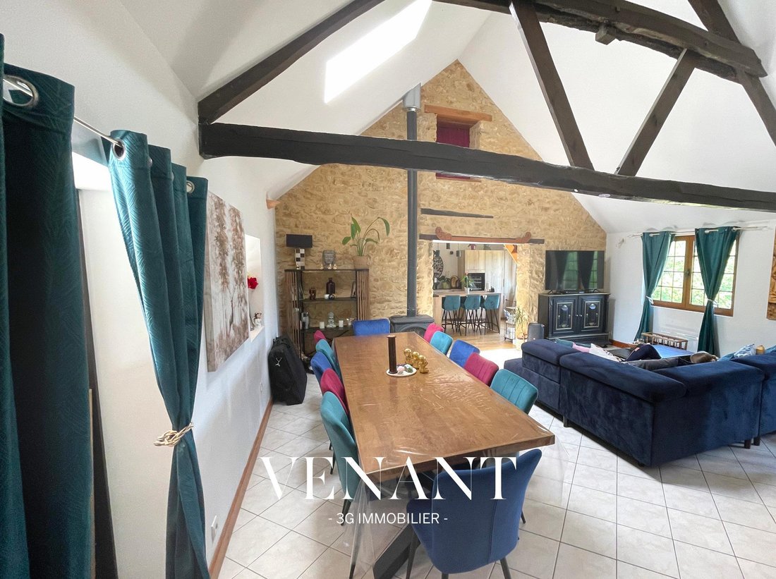 Estate in Carsac-Aillac, Nouvelle-Aquitaine, France 4 - 18008892