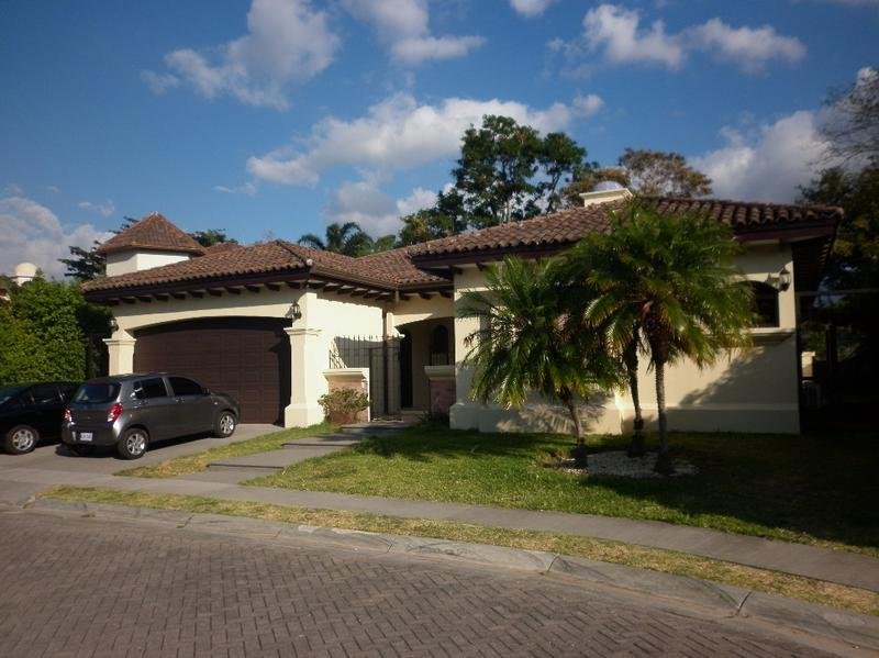 House in Pozos, San José Province, Costa Rica 1 - 18004542