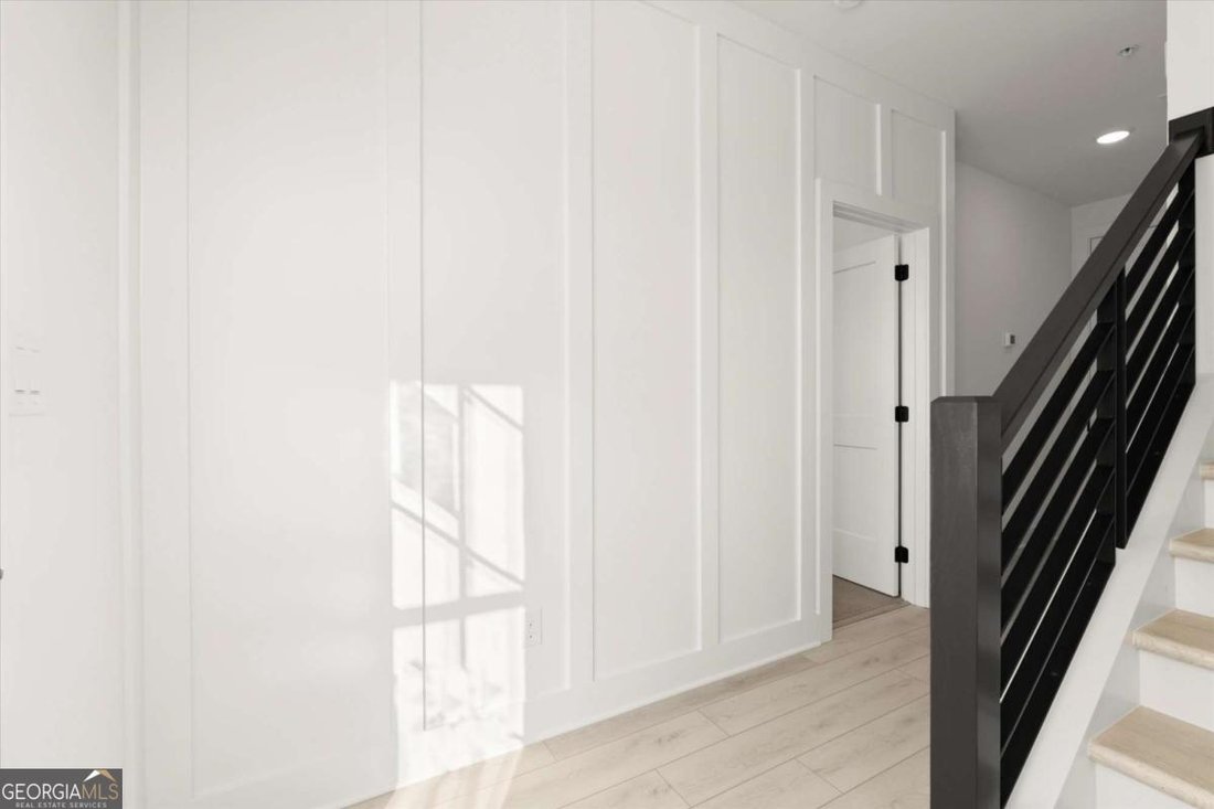 Townhouse in Alpharetta, Georgia, United States 5 - 18009661