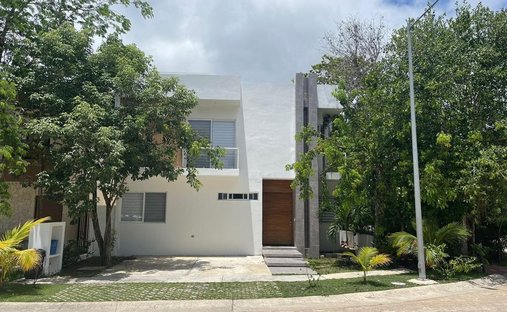 House in Chacalal, Quintana Roo, Mexico 1