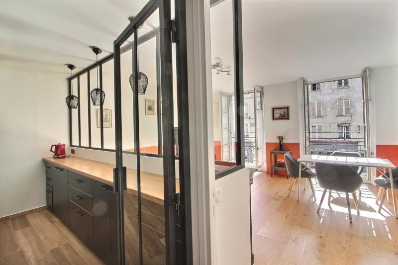 Apartment in Domaine National du Château, Versailles, France 5 - 17317737