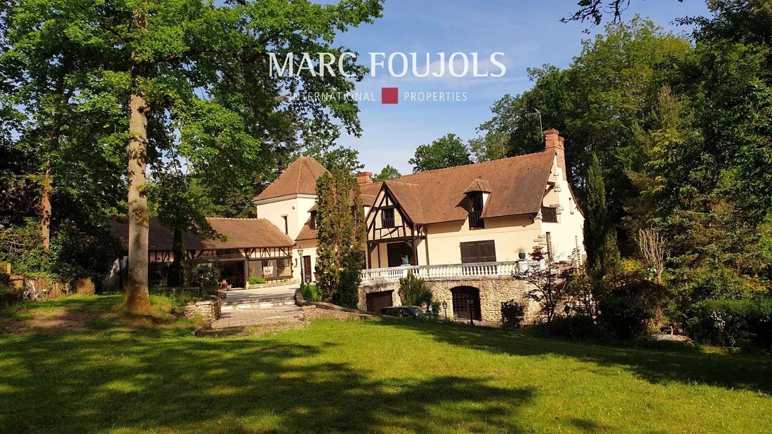 Estate in Rambouillet, Ile-de-France, France 4 - 13813720