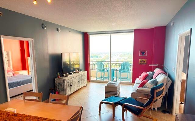 Condo in West Palm Beach, Florida, United States 4 - 18005036