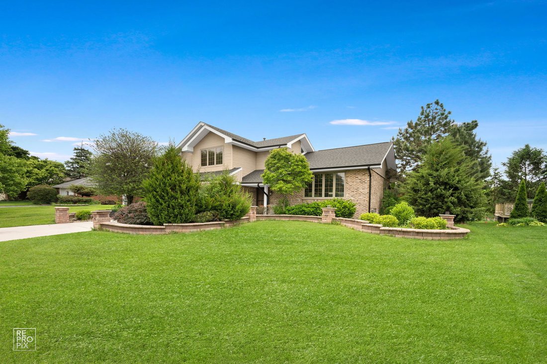House in Orland Park, Illinois, United States 3 - 18005415