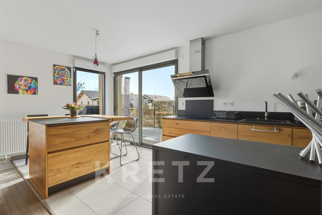 Apartment in Divonne-les-Bains, Auvergne-Rhône-Alpes, France 1 - 18010515