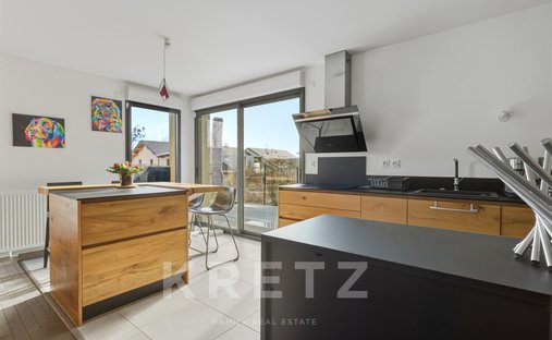 Apartment in Divonne-les-Bains, Auvergne-Rhône-Alpes, France 1