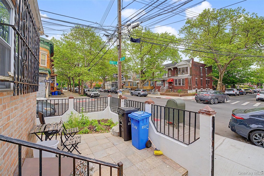House in New York, New York, United States 4 - 18008478