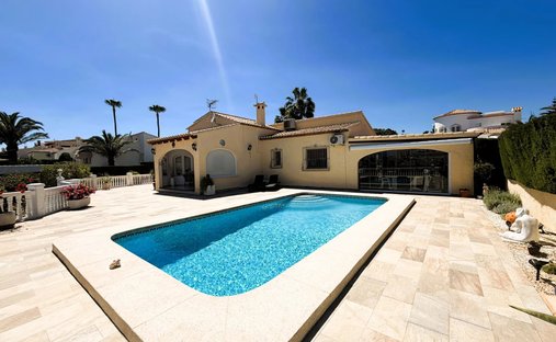 Villa en Calp / Calpe, Comunidad Valenciana, España 1