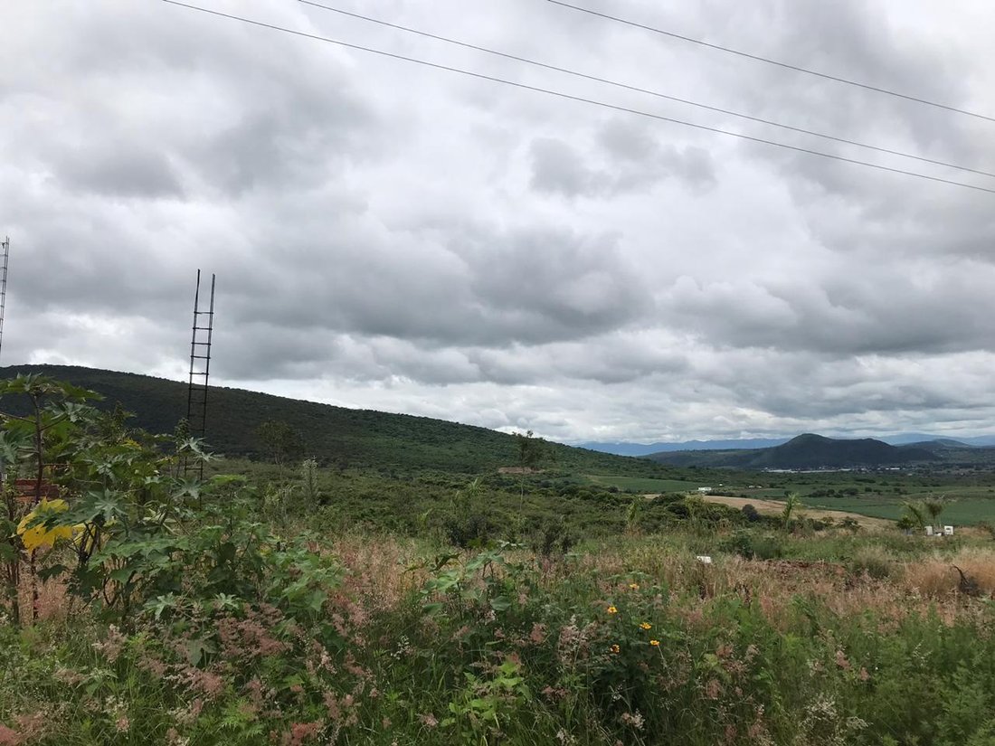 Land in Tlajomulco de Zúñiga, Jalisco, Mexico 1 - 18006656
