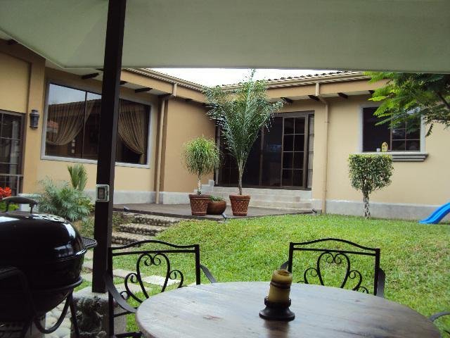 House in Vueltas, Alajuela Province, Costa Rica 2 - 18004545