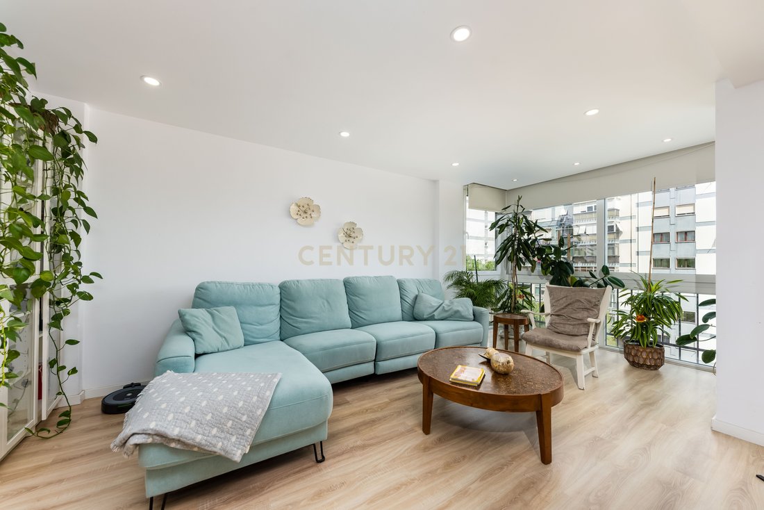 Apartment in Carnaxide e Queijas, Lisbon, Portugal 2 - 18010027
