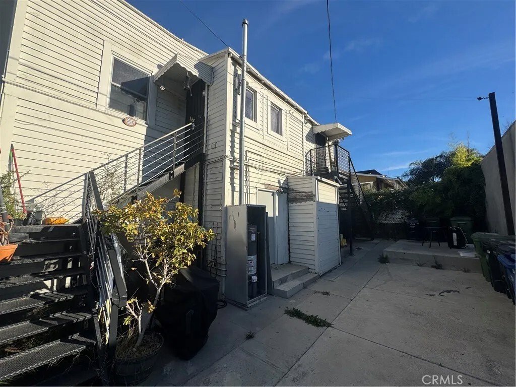Los Angeles, California, United States 2 - 17606802