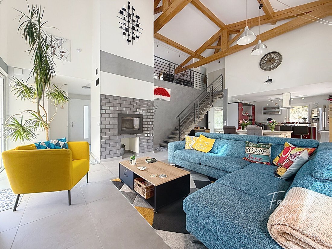 Villa in Solliès-Toucas, Provence-Alpes-Côte d'Azur, France 2 - 18006938