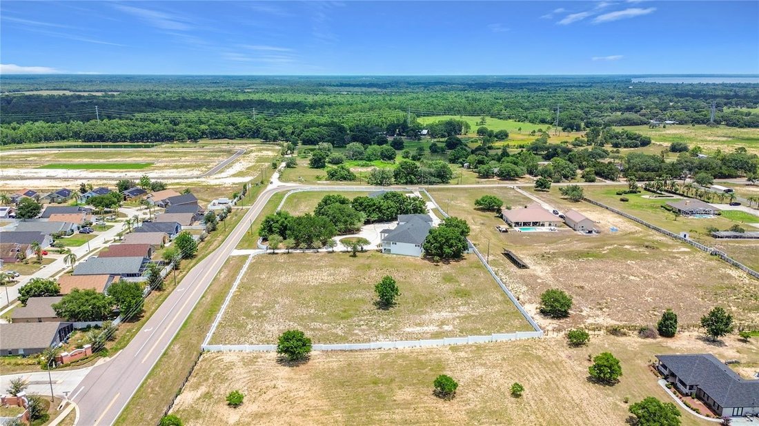 House in Dundee, Florida, United States 3 - 18008119
