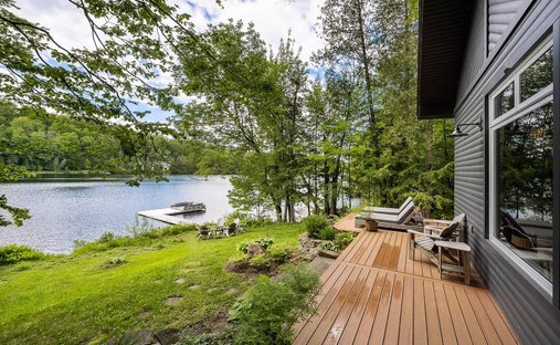 Casa en Austin, Quebec, Canadá 1