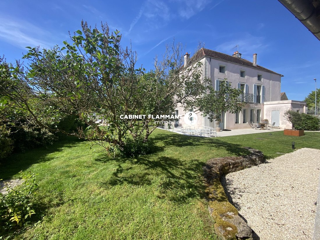 House in Semur-en-Auxois, Bourgogne – Franche-Comté, France 2 - 18012130
