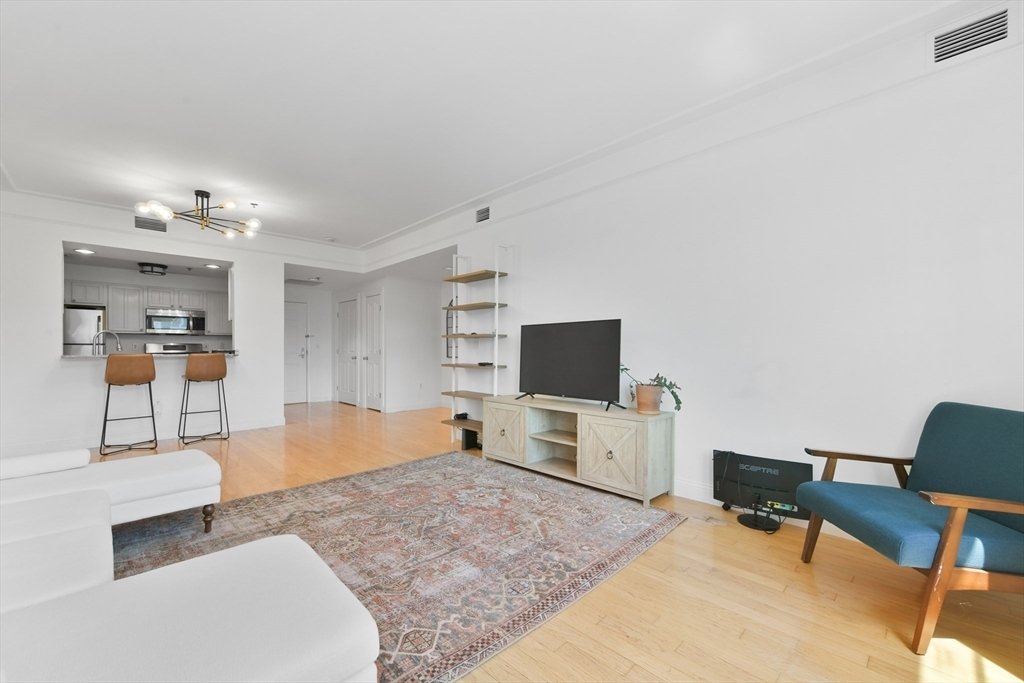 Condo in Boston, Massachusetts, United States 5 - 18010289
