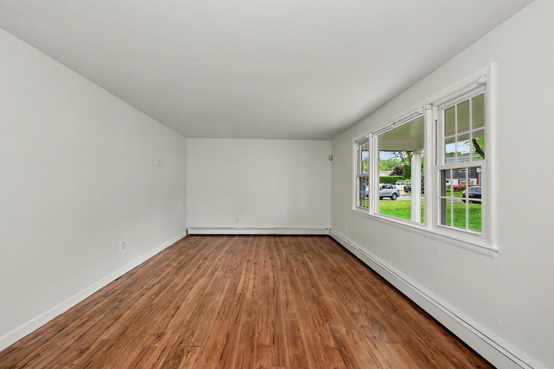 House in Stamford, Connecticut, United States 5 - 18007381