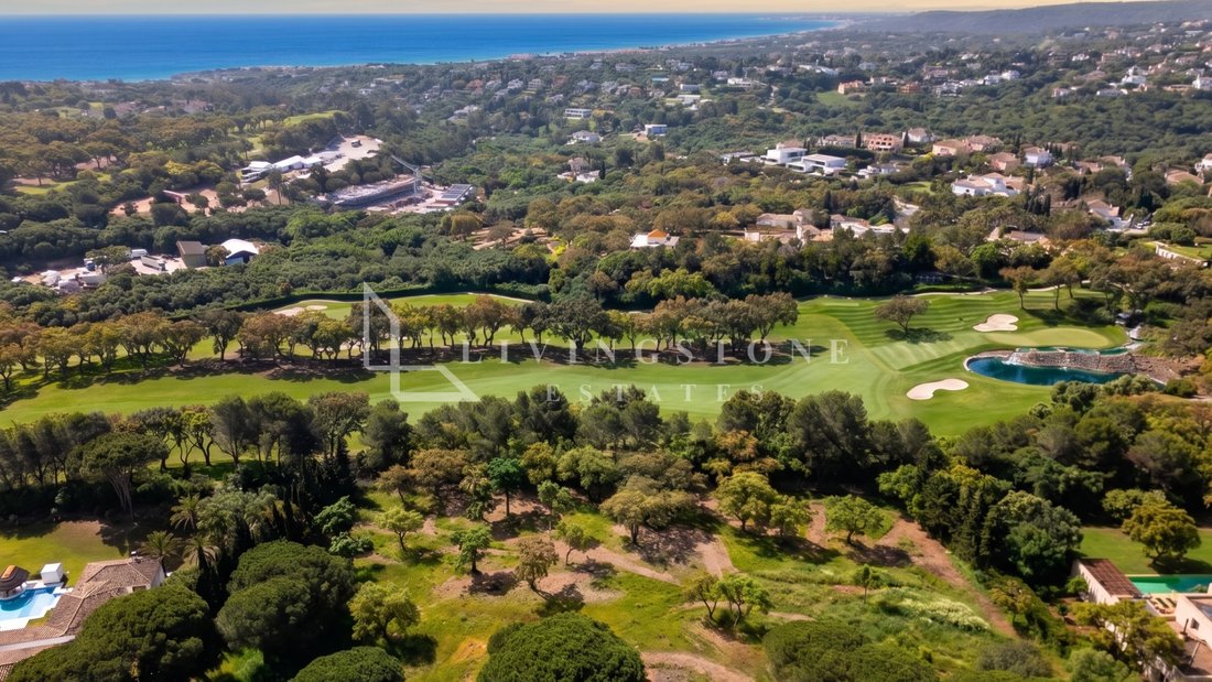 Land in Sotogrande, San Roque, Andalusia 2 - 18007669