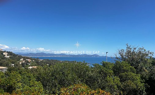 Villa in Les Issambres, Roquebrune-sur-Argens, France 1