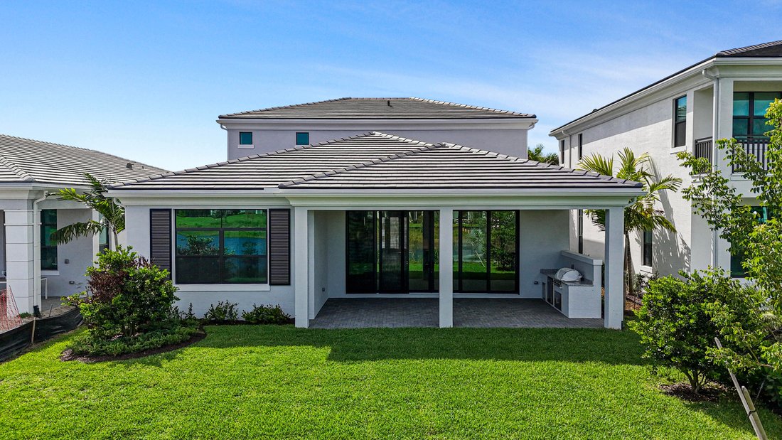 House in Palm Beach Gardens, Florida, United States 2 - 18005072