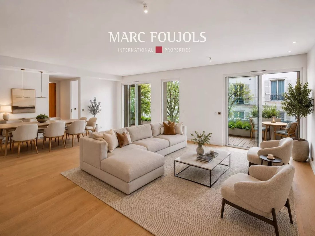 Apartment in Saint Philippe du Roule, Paris 8e Arrondissement, Paris 1 - 17429610