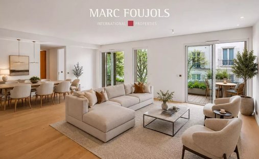 Apartment in Saint Philippe du Roule, Paris 8e Arrondissement, Paris 1
