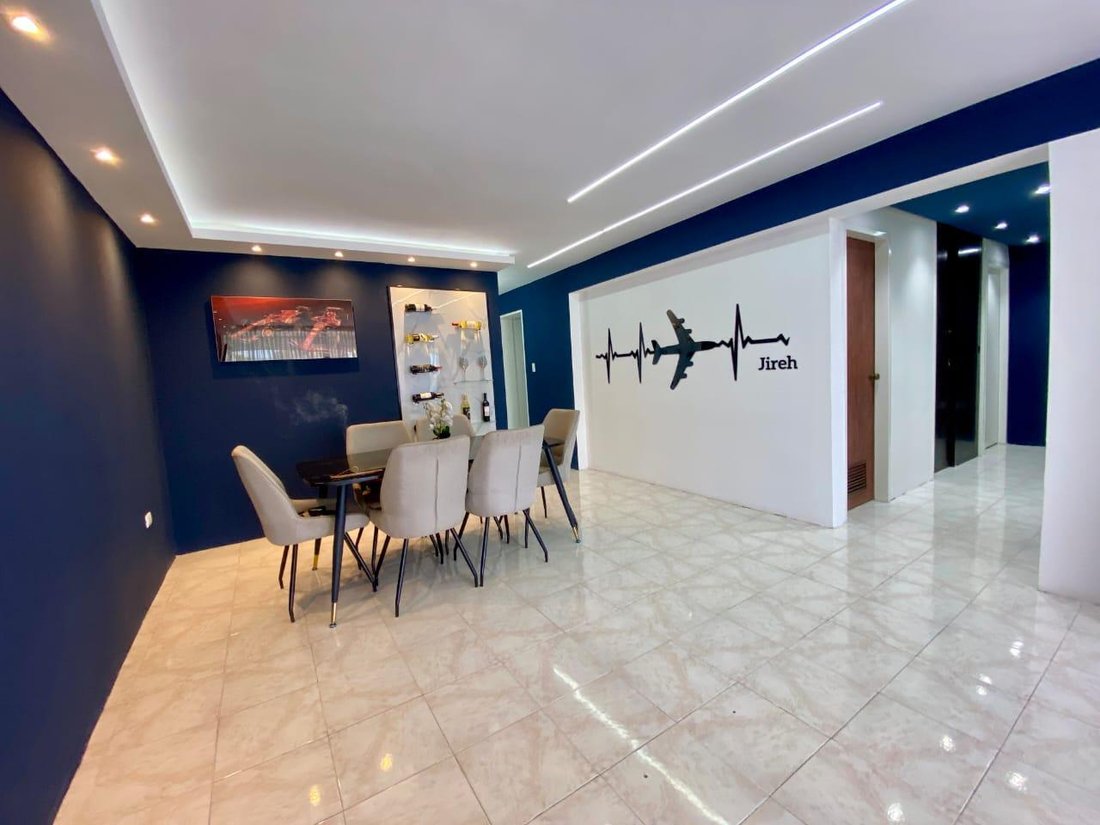 House in Caracas, Capital District, Venezuela 2 - 18006706