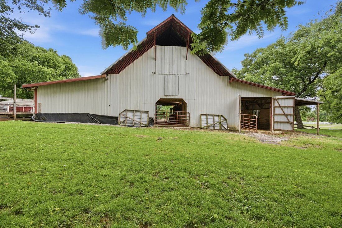 House in Columbia, Tennessee, United States 3 - 18009914