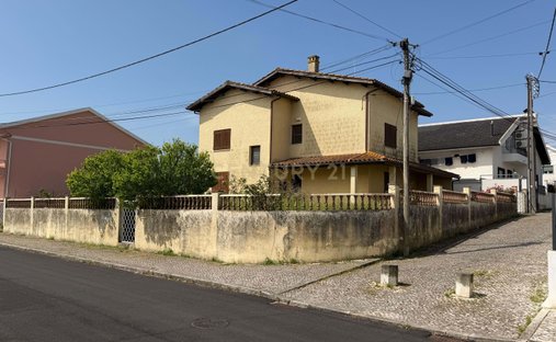 Villa in Santa Iria de Azoia, Sao Joao da Talha e Bobadela, Lissabon, Portugal 1