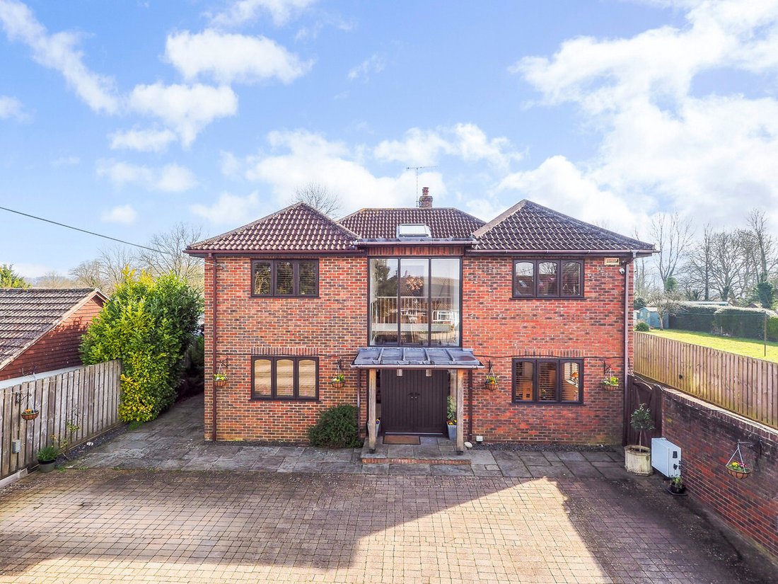 House in Gomeldon, Idmiston, England 1 - 18012530