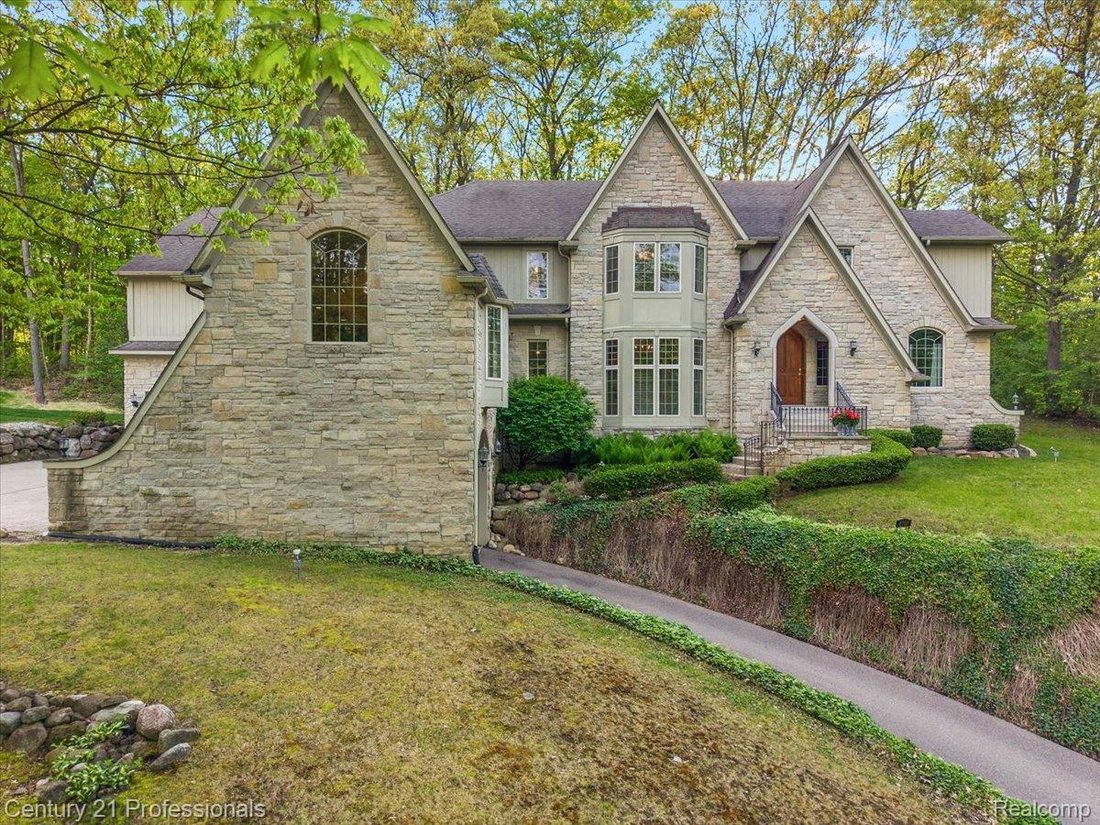 House in Clarkston, Michigan, United States 5 - 17987043