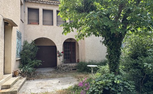 House in Granettes-Jauberte-Sainte Anne, Aix-en-Provence, France 1